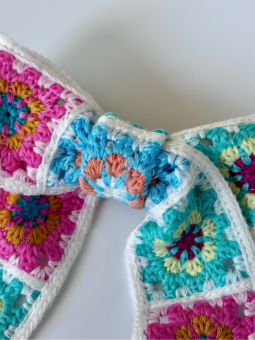 Y2K Retro Crochet Granny Square Hair Bow Barrette Cottagecore Indie Cream Blue - Picture 5 of 8